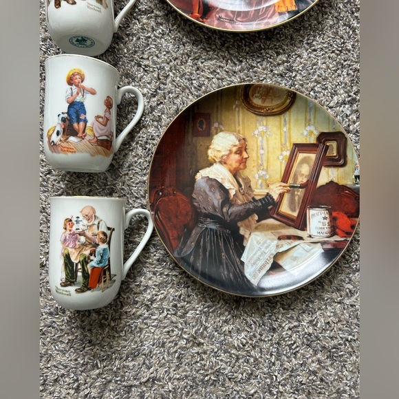 Norman Rockwell Collection of 4 mugs and two plates - Picture 2 of 8